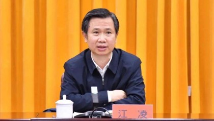 河南省人大常委会党组副书记、副主任江凌已兼任郑州航空港区党工委书记