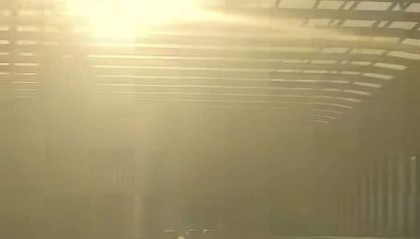 “晃得头晕！”湖北一高架桥隔音板被指影响驾驶多年，回应：系声屏障减少噪音，会核实