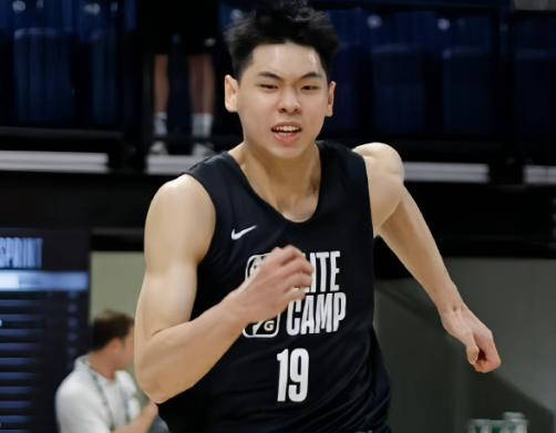 中国新秀崔永熙成功进军NBA，薪资超400万人民币