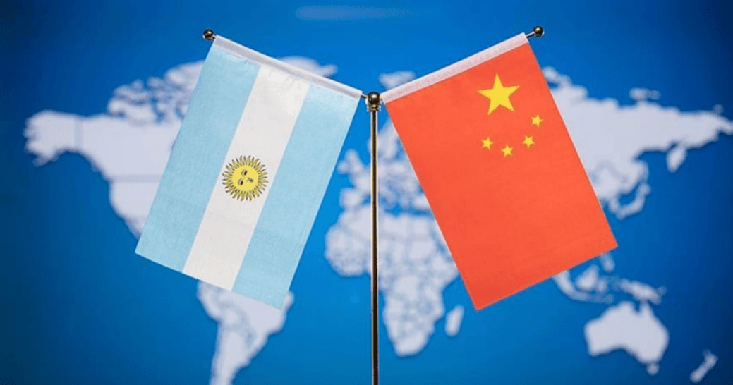 阿根廷继续卖中国大豆，美国着急放狠话，我使馆回应亮了：美方管不着！