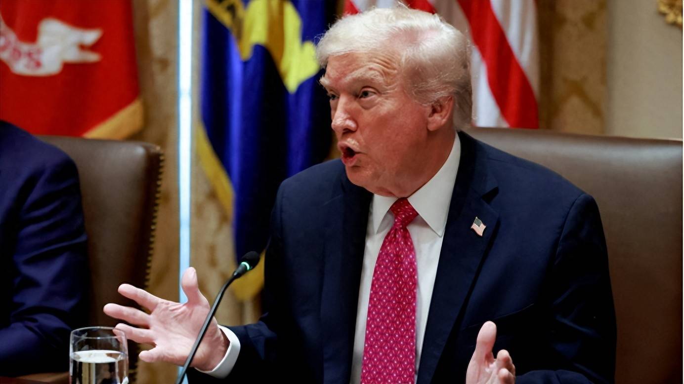 美再对中强硬,特朗普下令,禁止对华出售最强芯片,黄仁勋说了句大实话